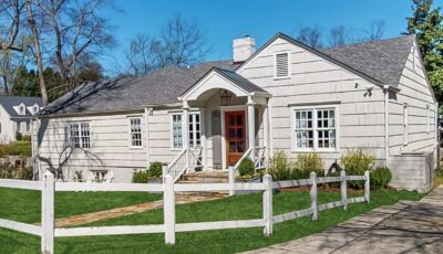 8 WINTHROP RD 3D Model